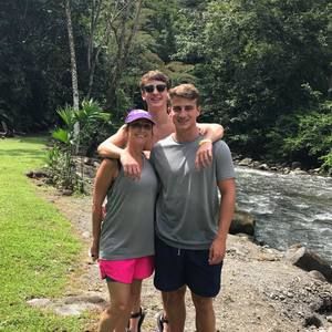 Meet your Posher, Blayton